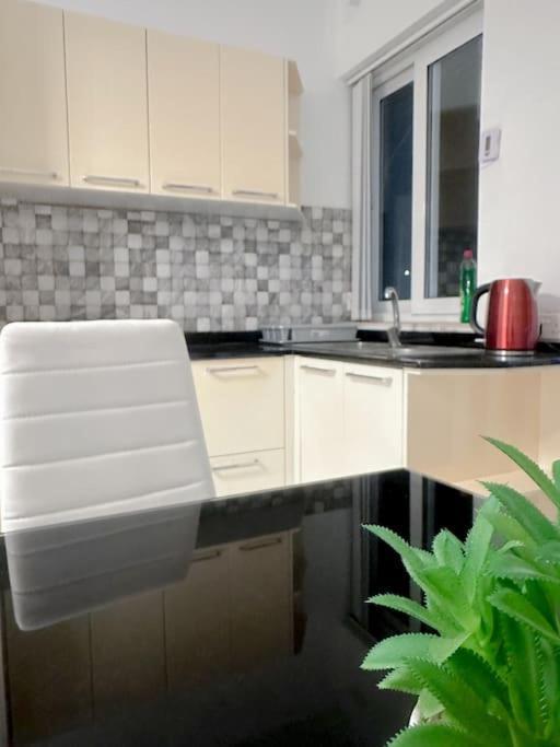 Cozy - Swieqi * Is-Swieqi